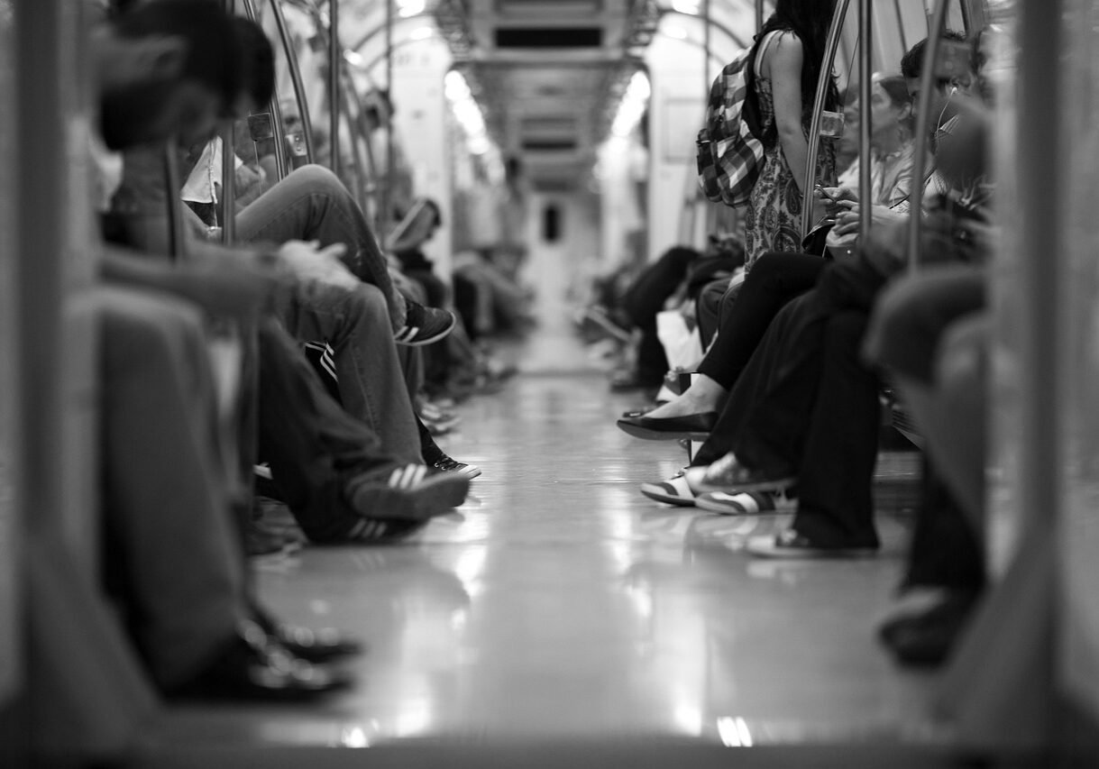 engin_akyurt-train-2373323_1280