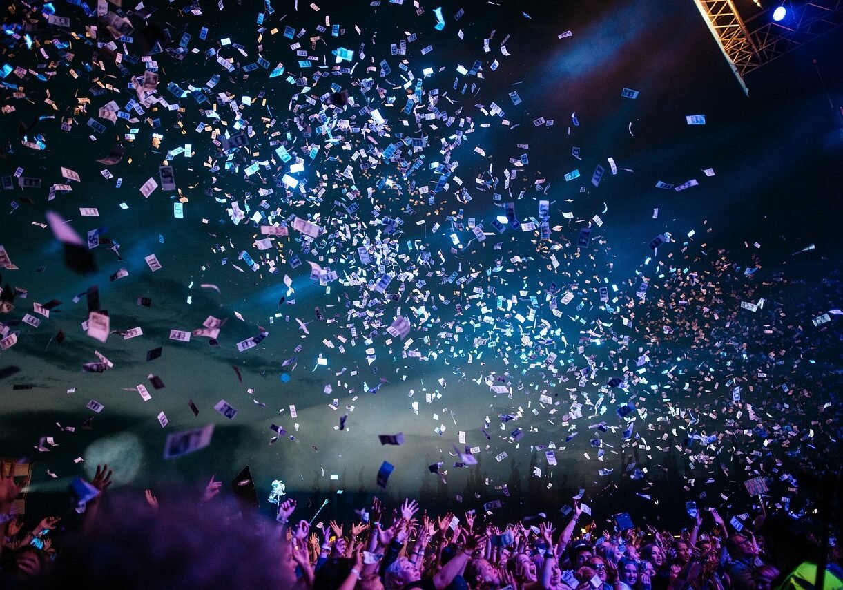 stocksnap-confetti-2571539_1280